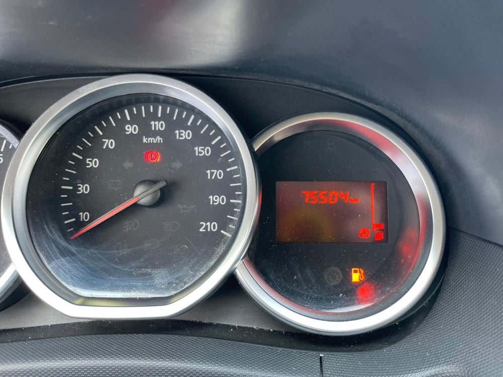 Dacia Duster usata a Ancona (13)