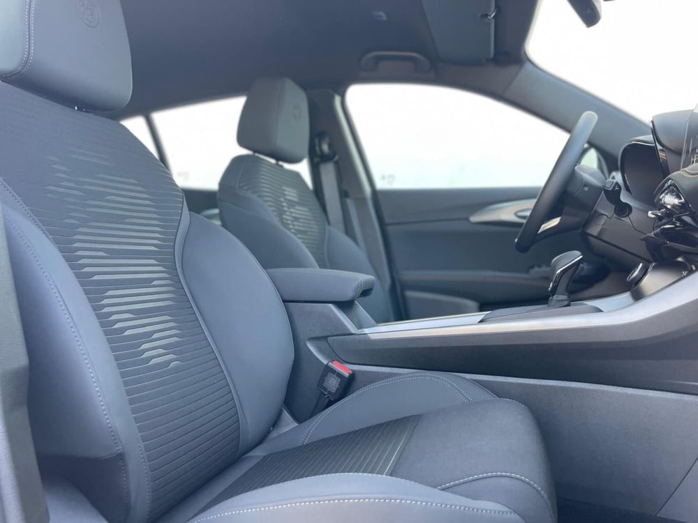 Alfa Romeo Tonale nuova a Ancona (17)