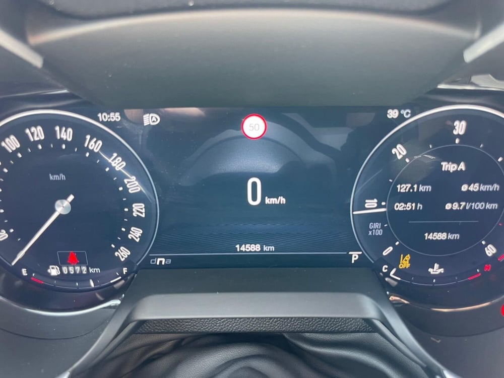 Alfa Romeo Stelvio usata a Ancona (13)