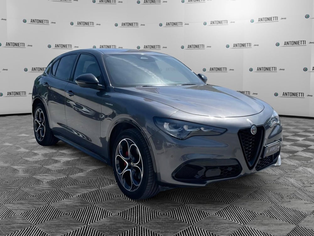 Alfa Romeo Stelvio usata a Ancona (3)