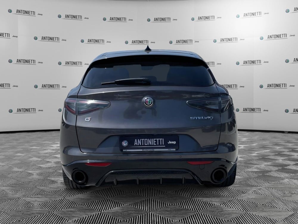 Alfa Romeo Stelvio usata a Ancona (6)