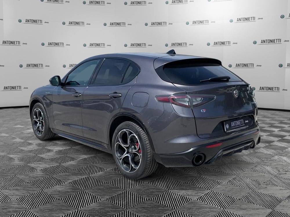 Alfa Romeo Stelvio usata a Ancona (7)