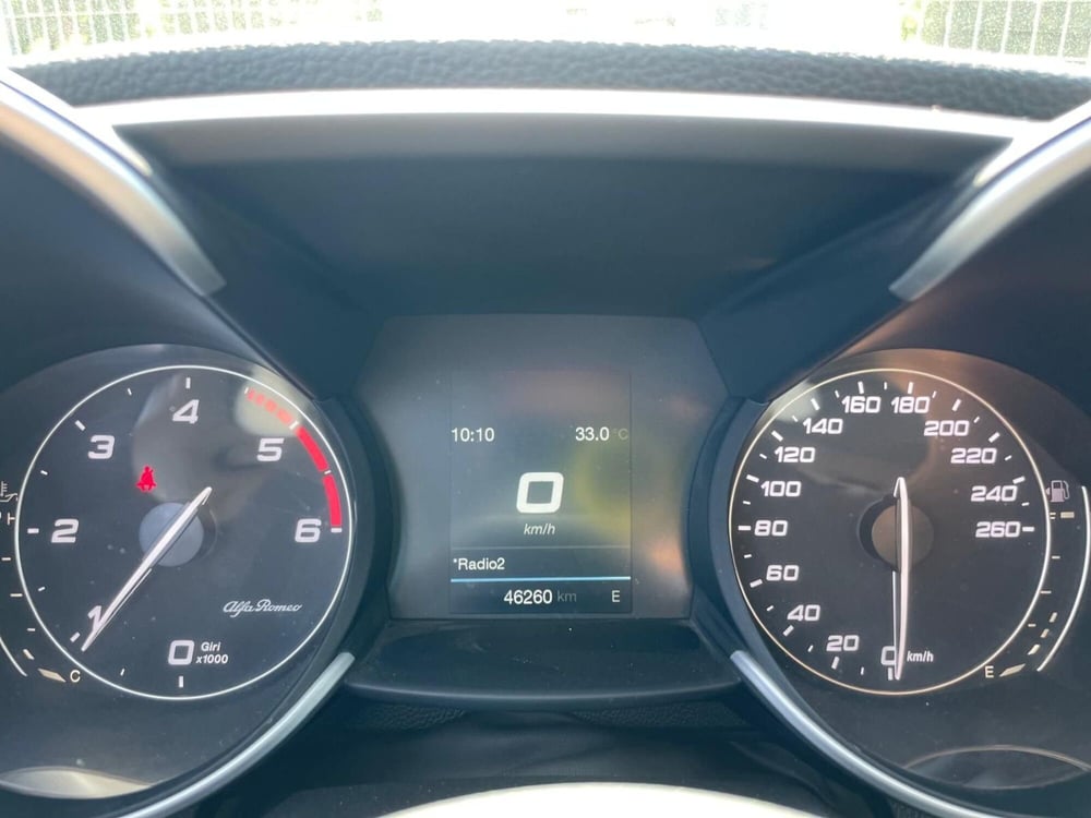 Alfa Romeo Giulia usata a Ancona (13)