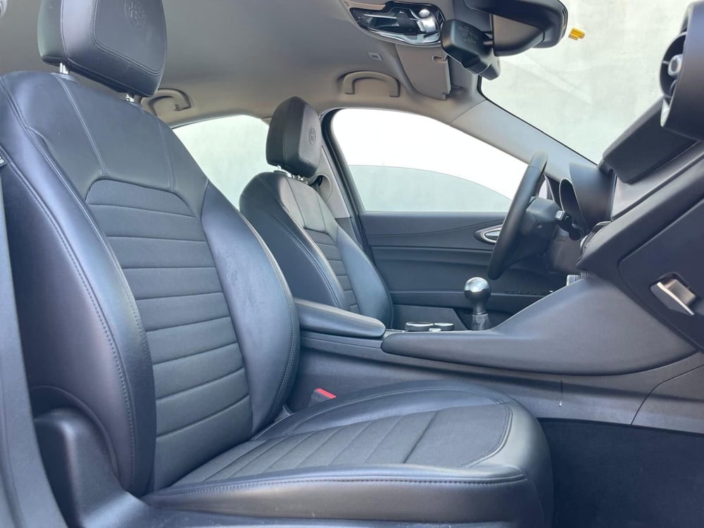 Alfa Romeo Giulia usata a Ancona (17)