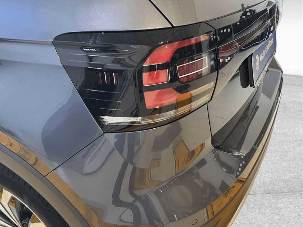 Volkswagen T-Cross usata a Frosinone (8)