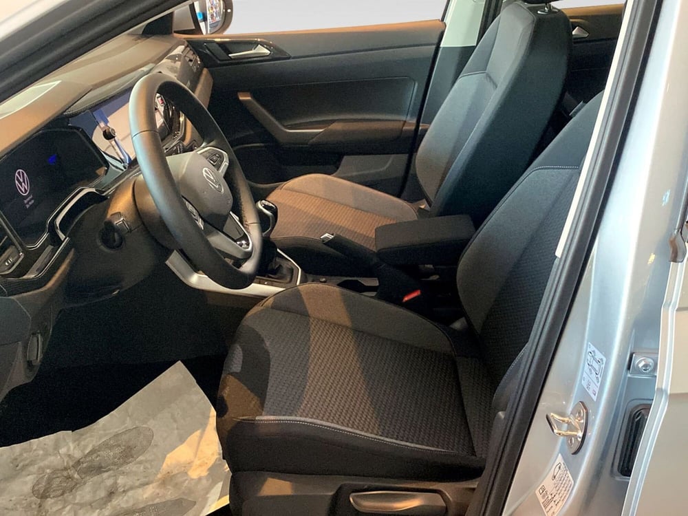 Volkswagen Taigo nuova a Frosinone (10)