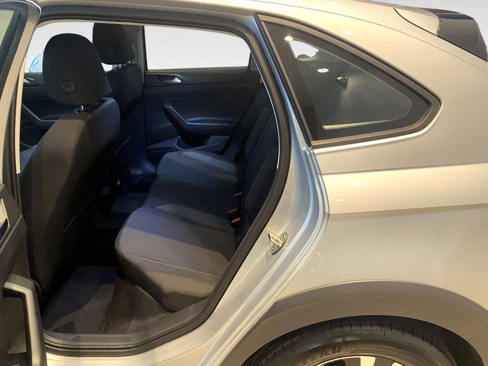 Volkswagen Taigo nuova a Frosinone (12)