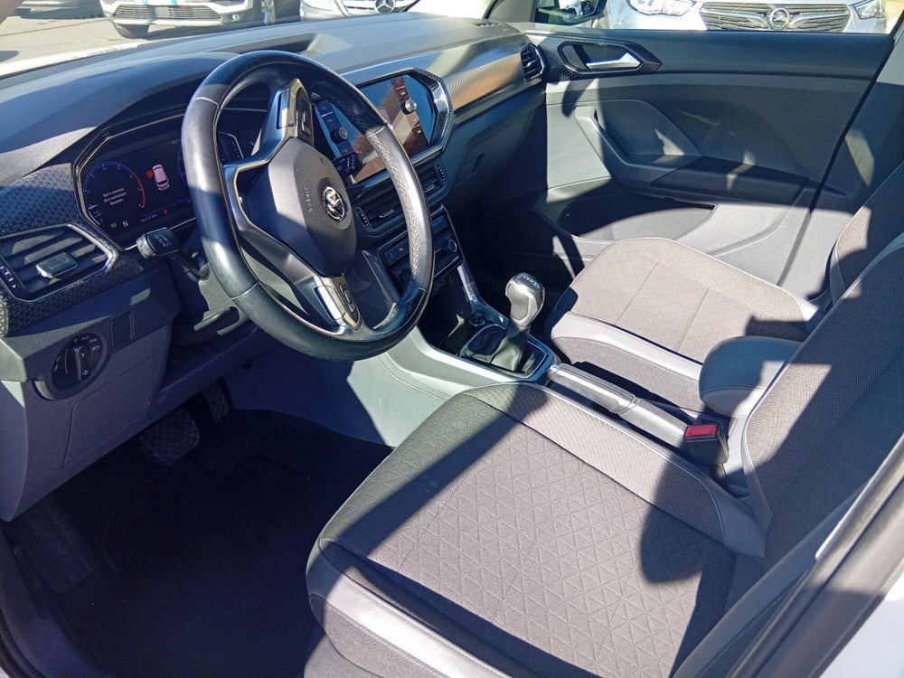 Volkswagen T-Cross nuova a Catania (11)