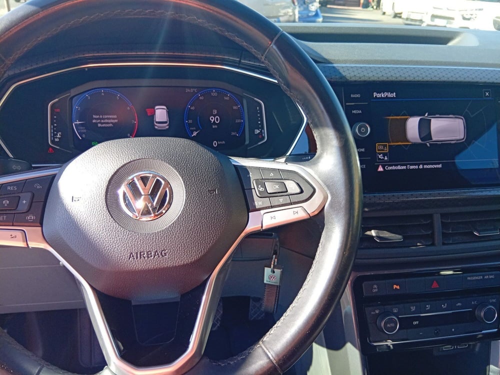 Volkswagen T-Cross nuova a Catania (12)