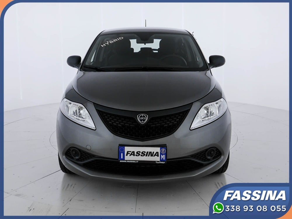 Lancia Ypsilon usata a Milano (2)