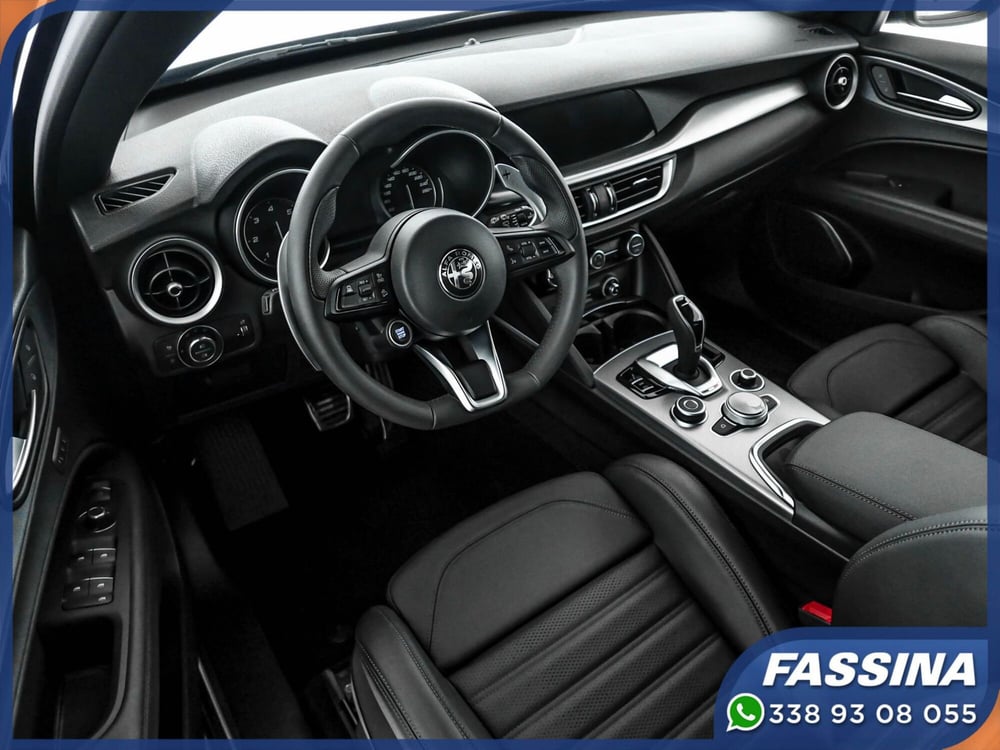 Alfa Romeo Stelvio usata a Milano (8)