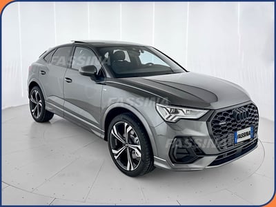 Audi Q3 Sportback 40 TDI quattro S tronic S line edition nuova a Milano