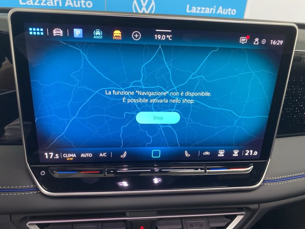 Volkswagen Tiguan nuova a Lodi (18)