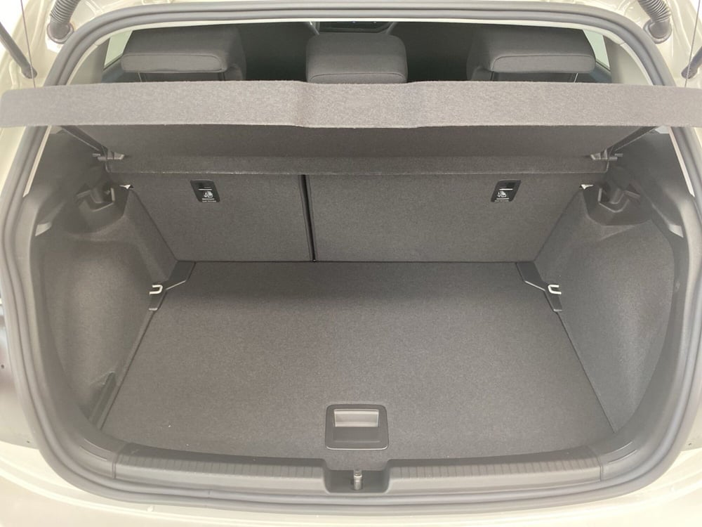 Volkswagen Polo nuova a Lodi (9)