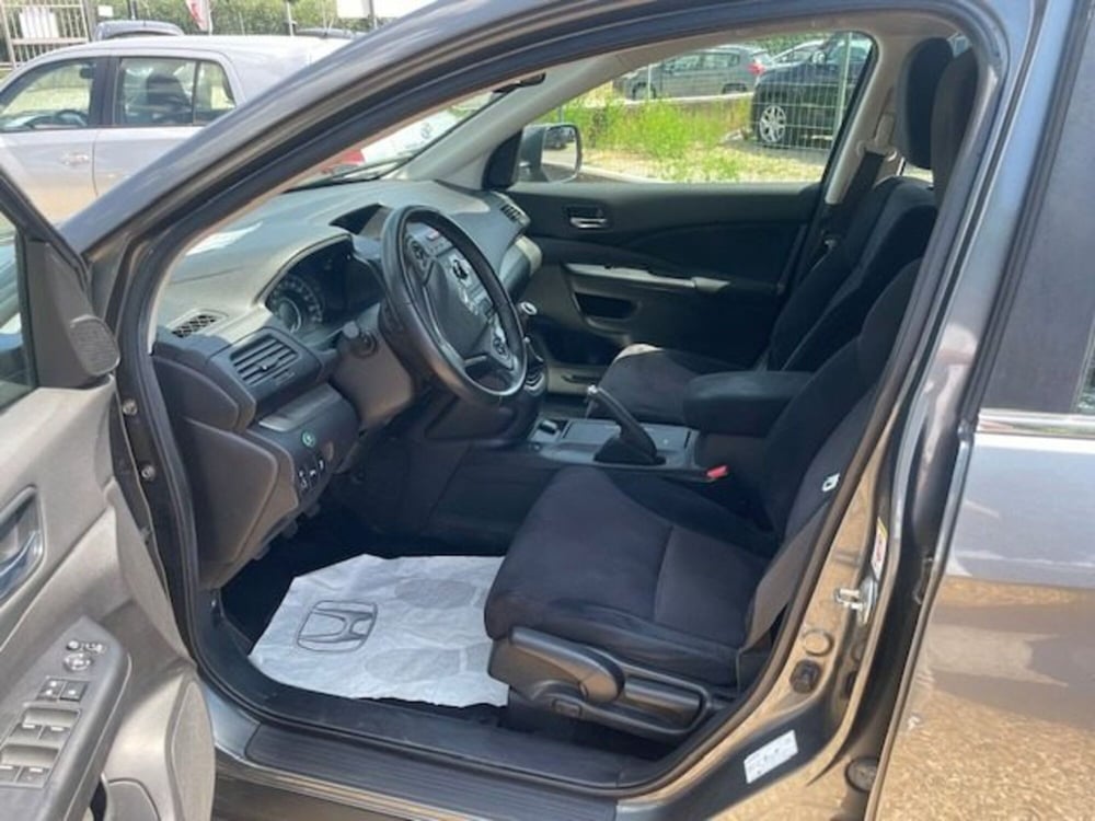 Honda CR-V usata a Prato (9)