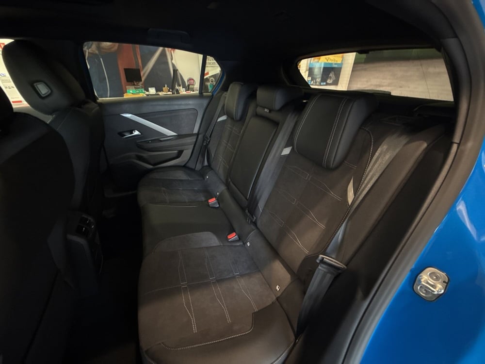 Opel Astra nuova a Palermo (5)