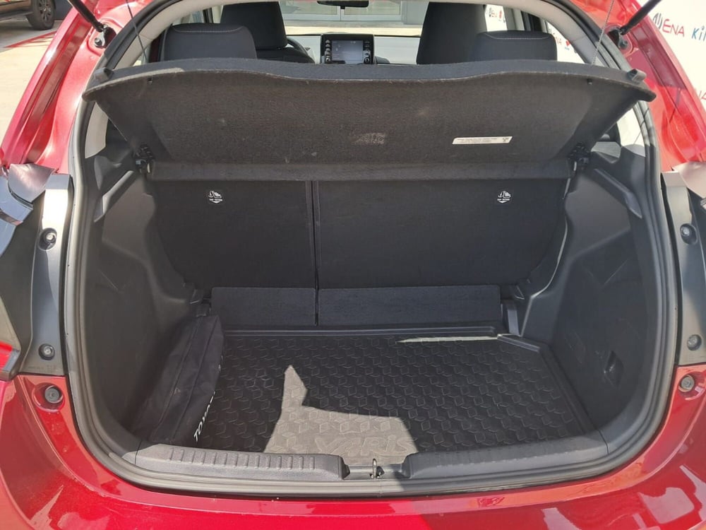 Toyota Yaris usata a Cagliari (9)