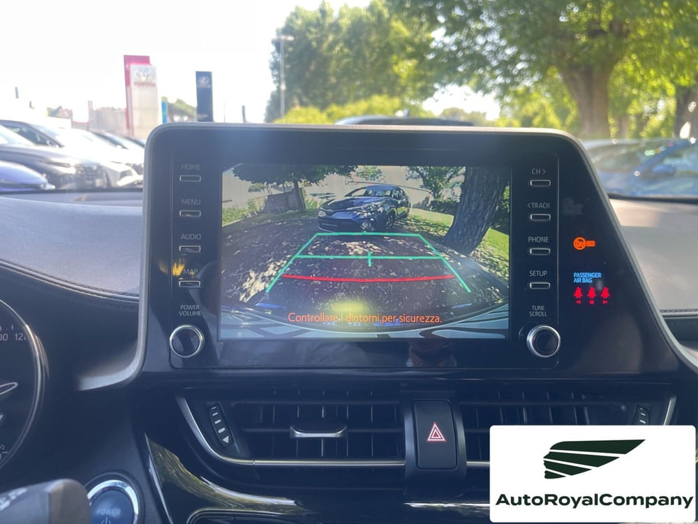 Toyota Toyota C-HR usata a Roma (15)
