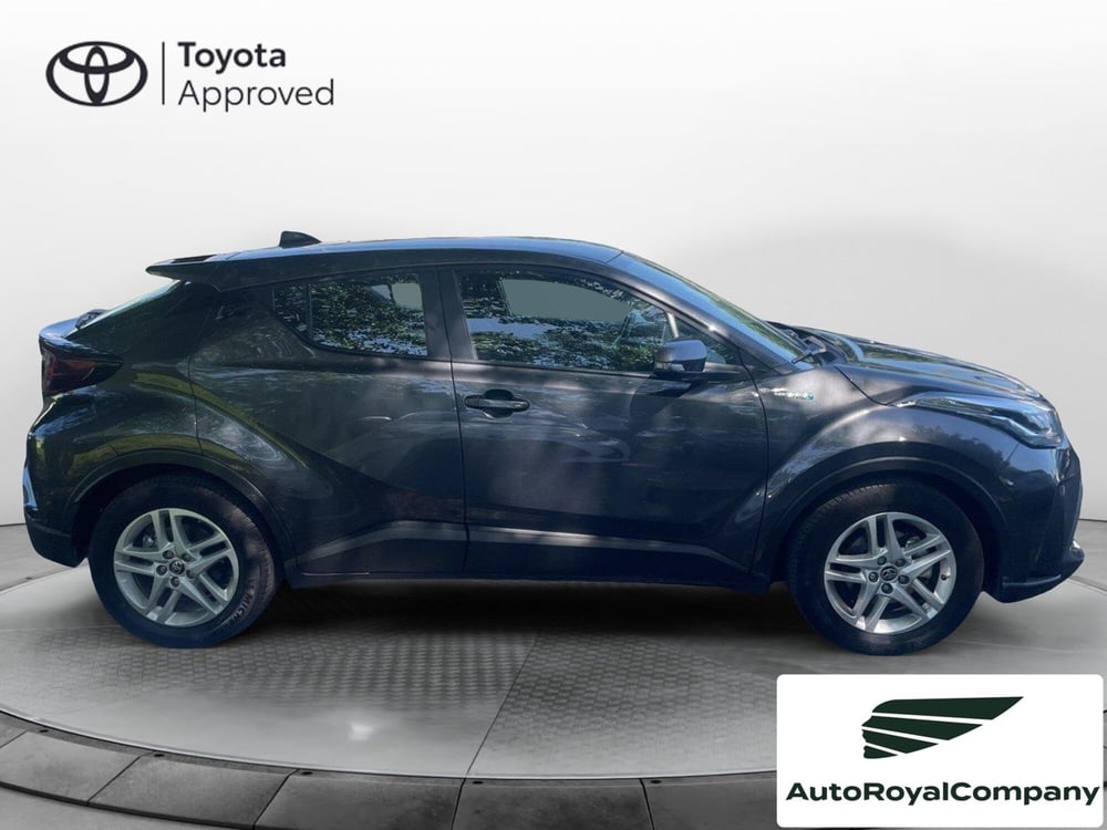 Toyota Toyota C-HR usata a Roma (6)