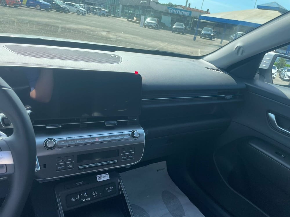 Hyundai Kona nuova a Latina (16)