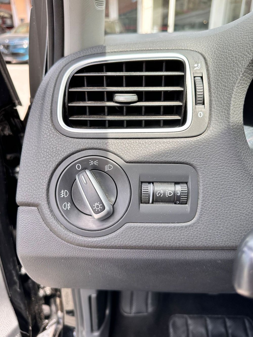 Volkswagen Polo usata a Imperia (13)