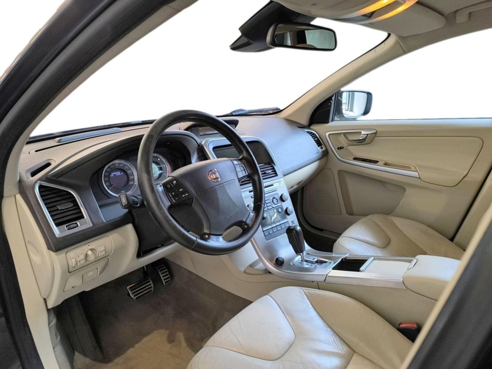 Volvo XC60 usata a Udine (10)
