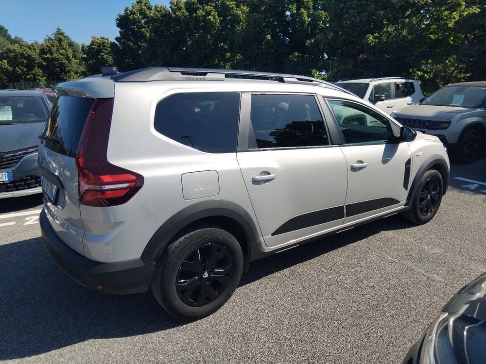 Dacia Jogger usata a Roma (6)