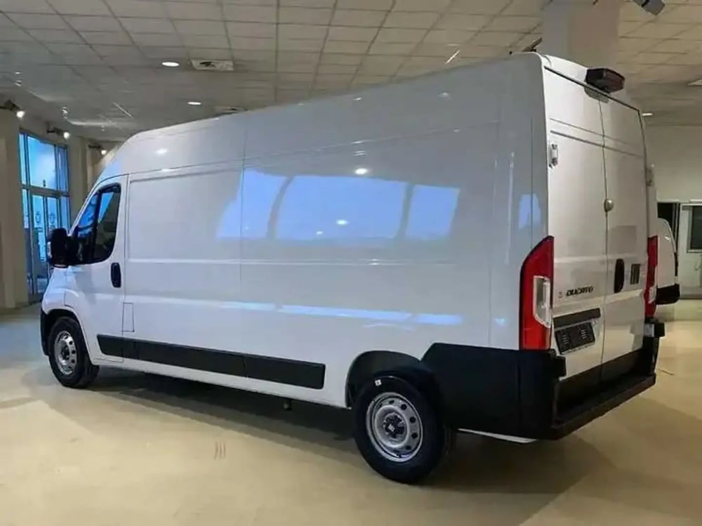 Fiat Ducato Furgone Vetrato nuova a Milano (3)