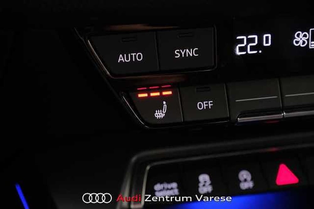 Audi S3 Sportback usata a Varese (14)