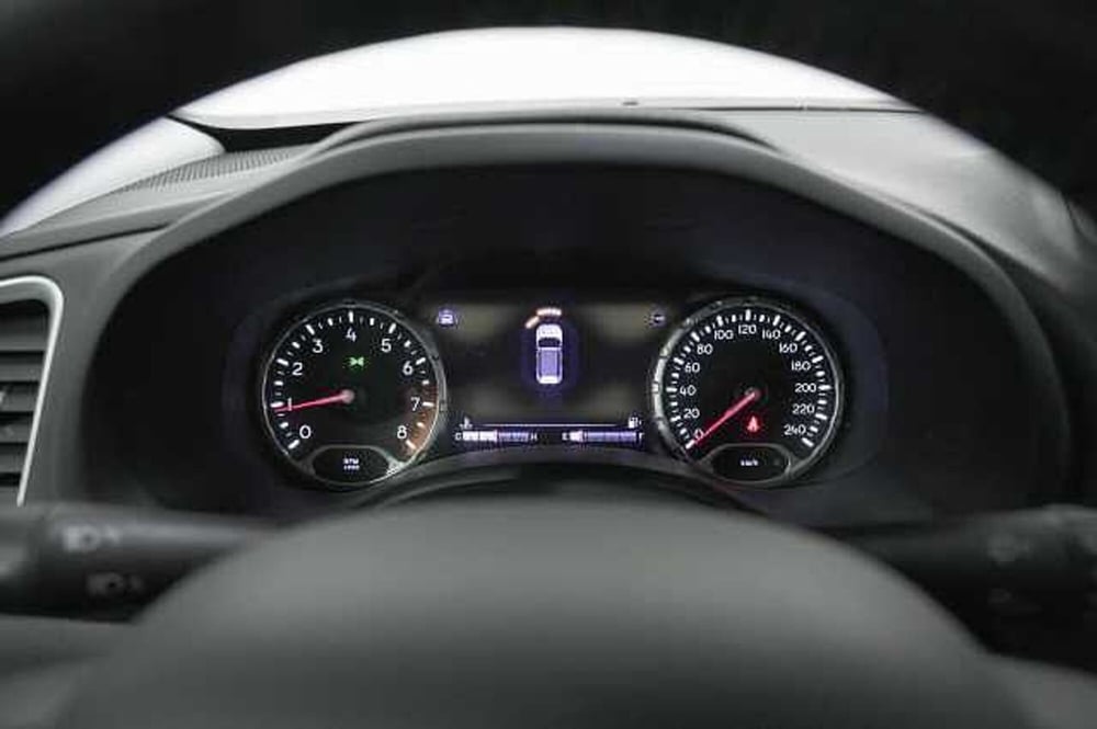 Jeep Renegade usata a Como (16)