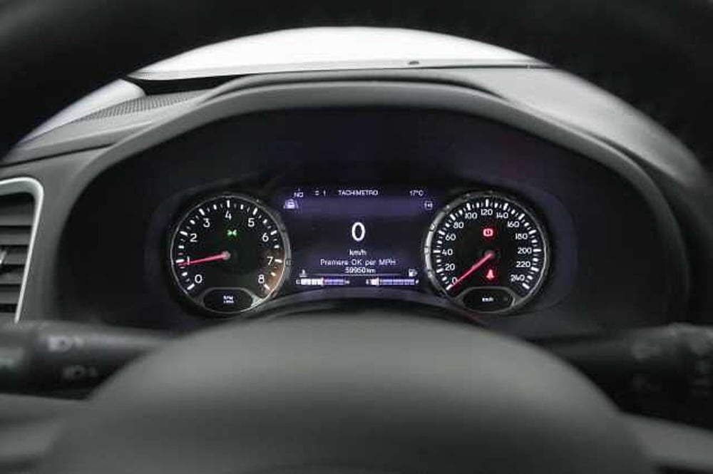 Jeep Renegade usata a Como (18)