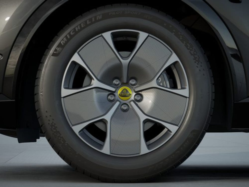 Lotus Eletre nuova a Modena (13)