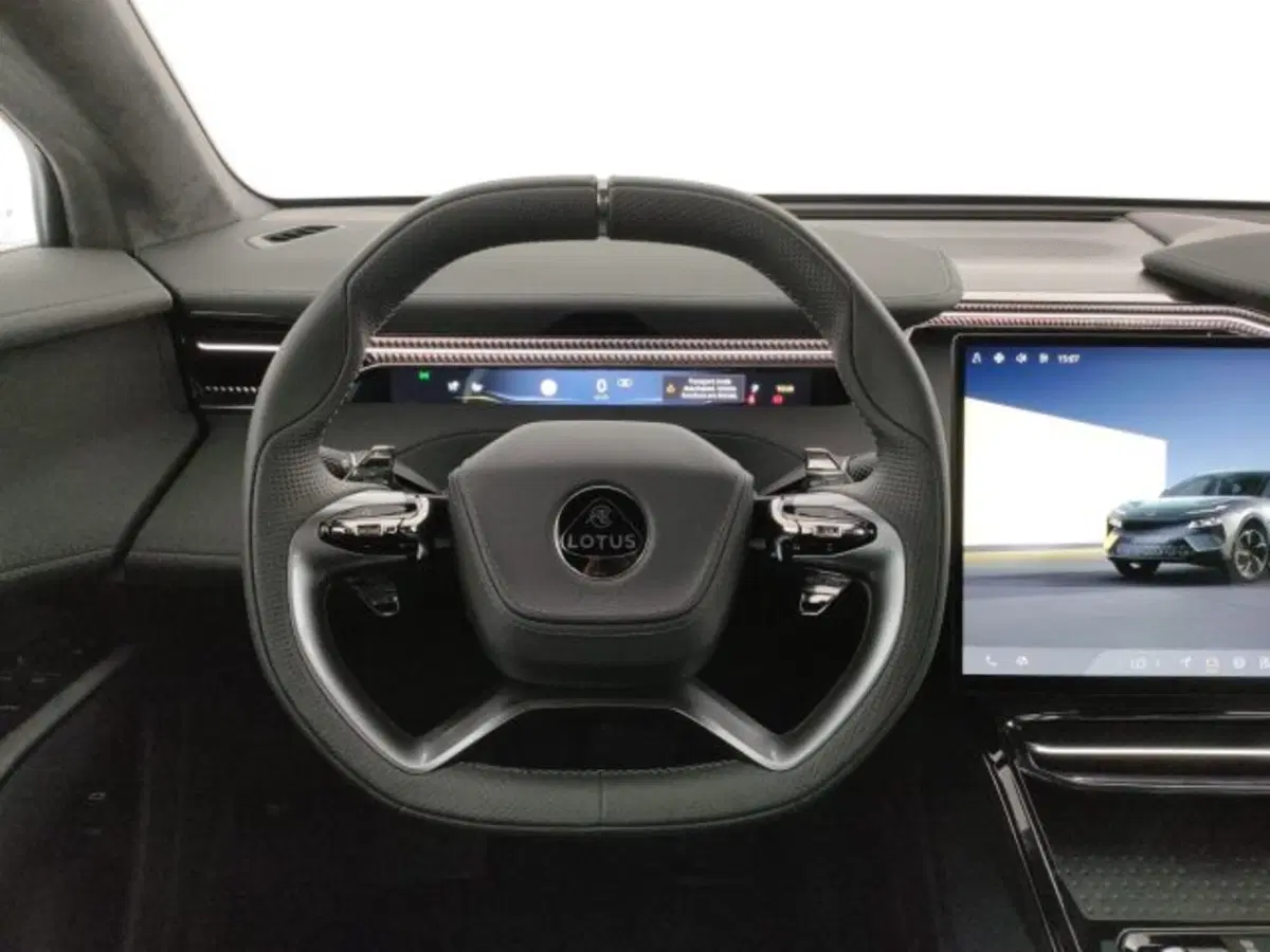Lotus Eletre nuova a Modena (10)