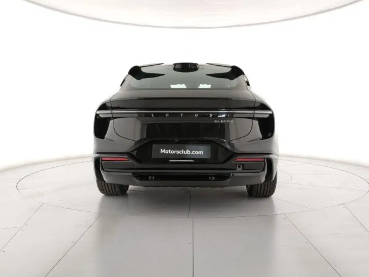 Lotus Eletre nuova a Modena (4)