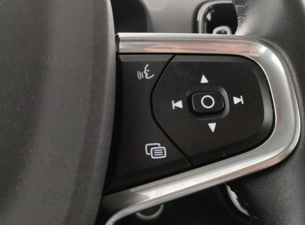 Volvo XC40 usata a Modena (16)