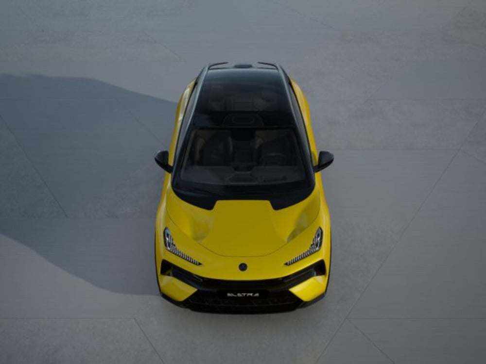 Lotus Eletre nuova a Modena (12)