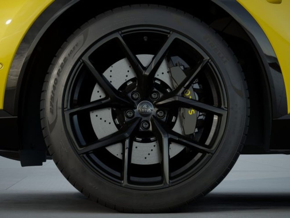 Lotus Eletre nuova a Modena (13)