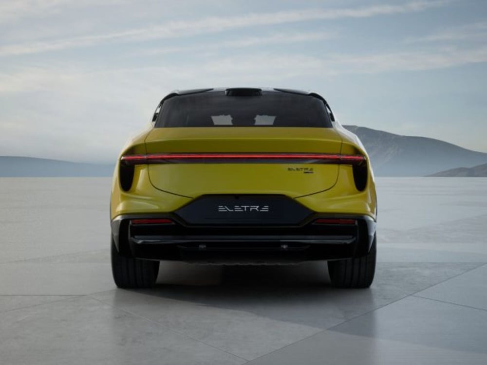 Lotus Eletre nuova a Modena (5)