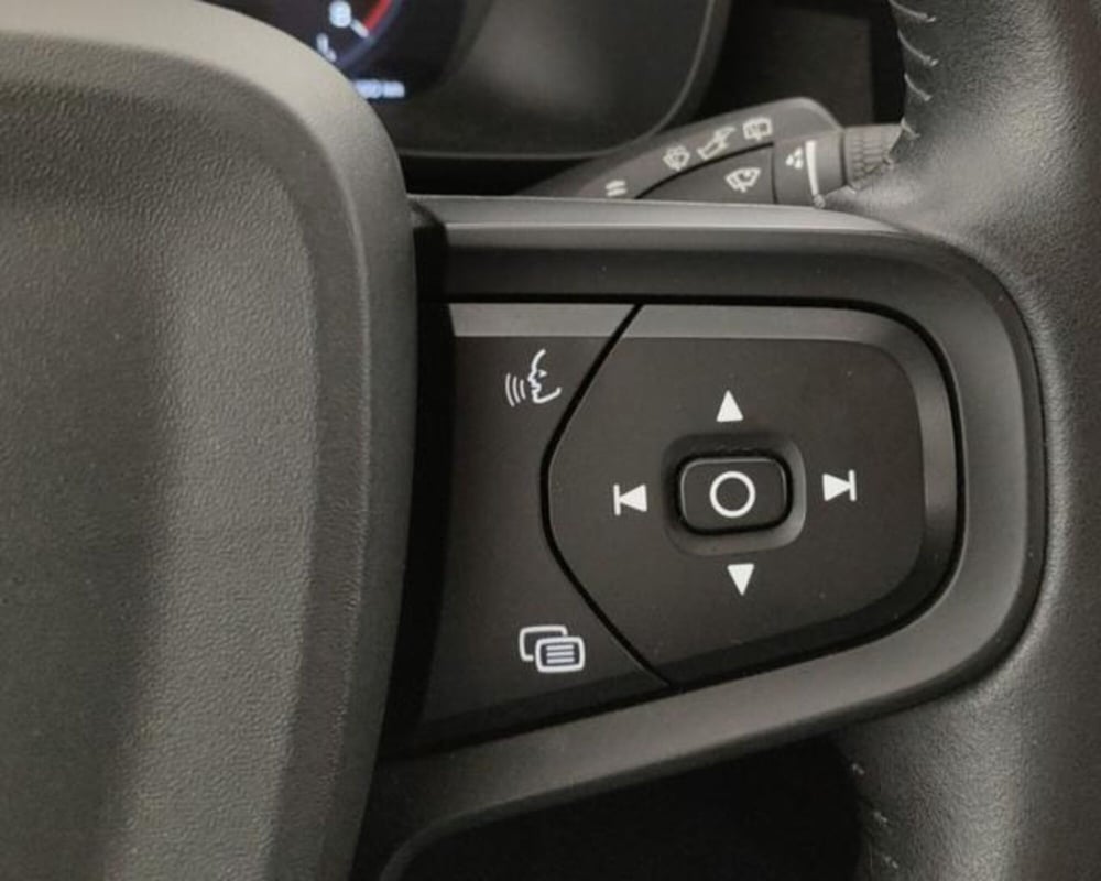 Volvo XC40 usata a Modena (16)