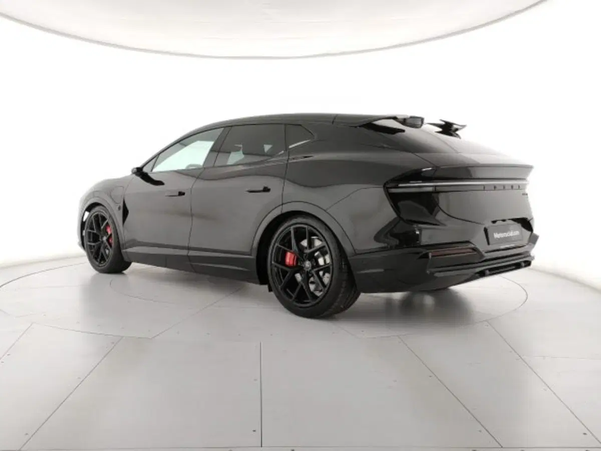 Lotus Eletre nuova a Modena (3)