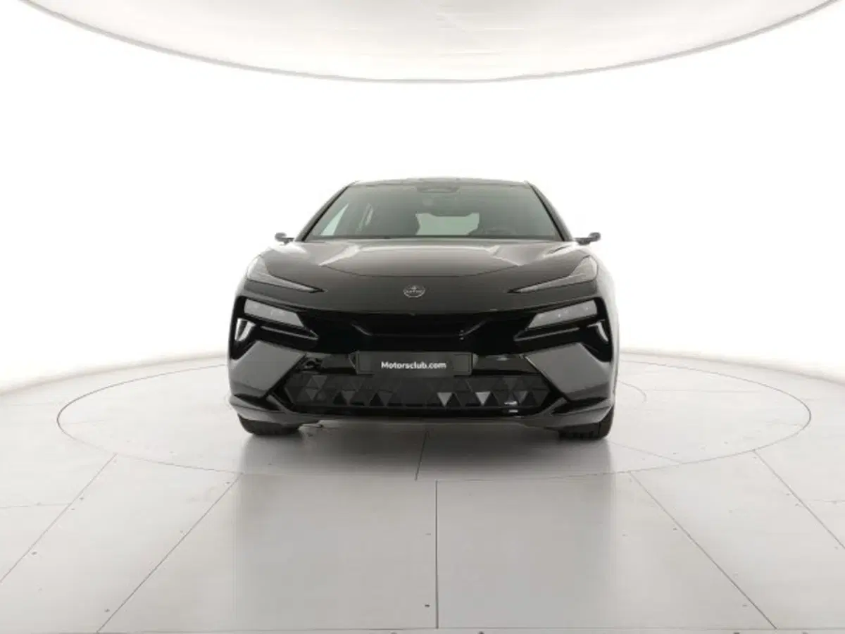 Lotus Eletre nuova a Modena (7)