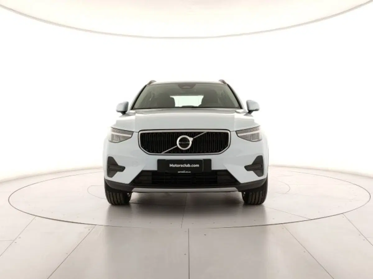 Volvo XC40 nuova a Modena (9)
