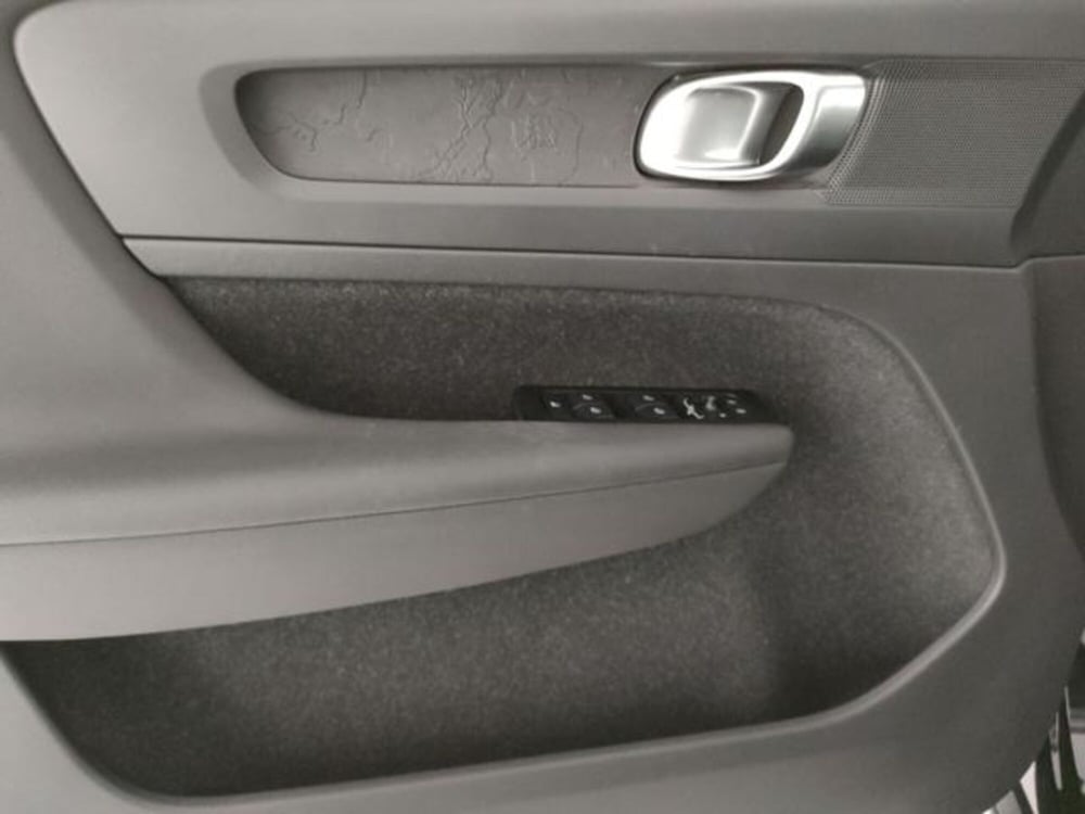 Volvo XC40 usata a Modena (10)