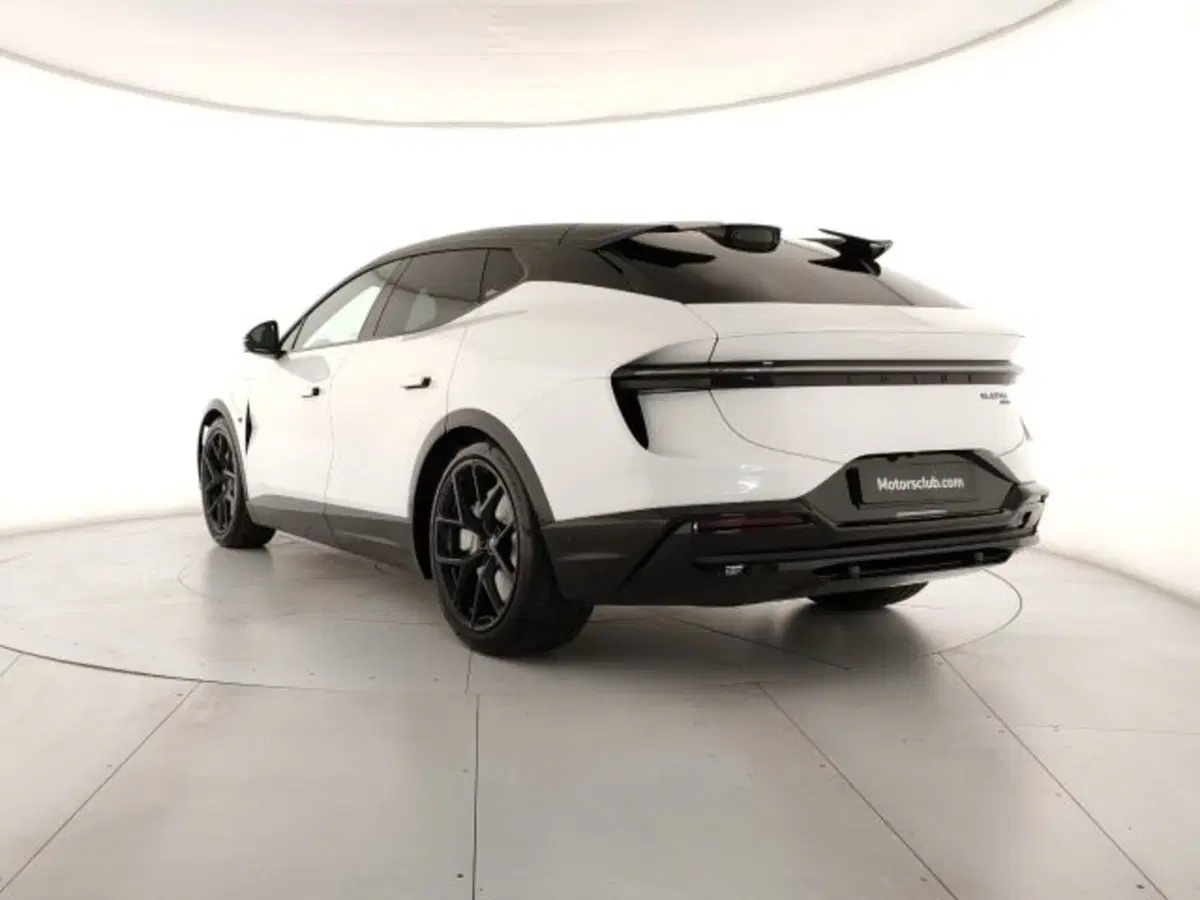 Lotus Eletre nuova a Modena (3)
