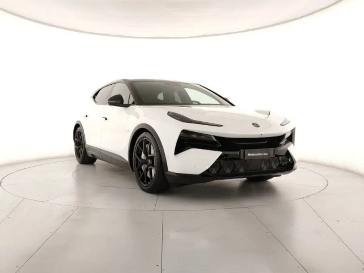 Lotus Eletre nuova a Modena (6)