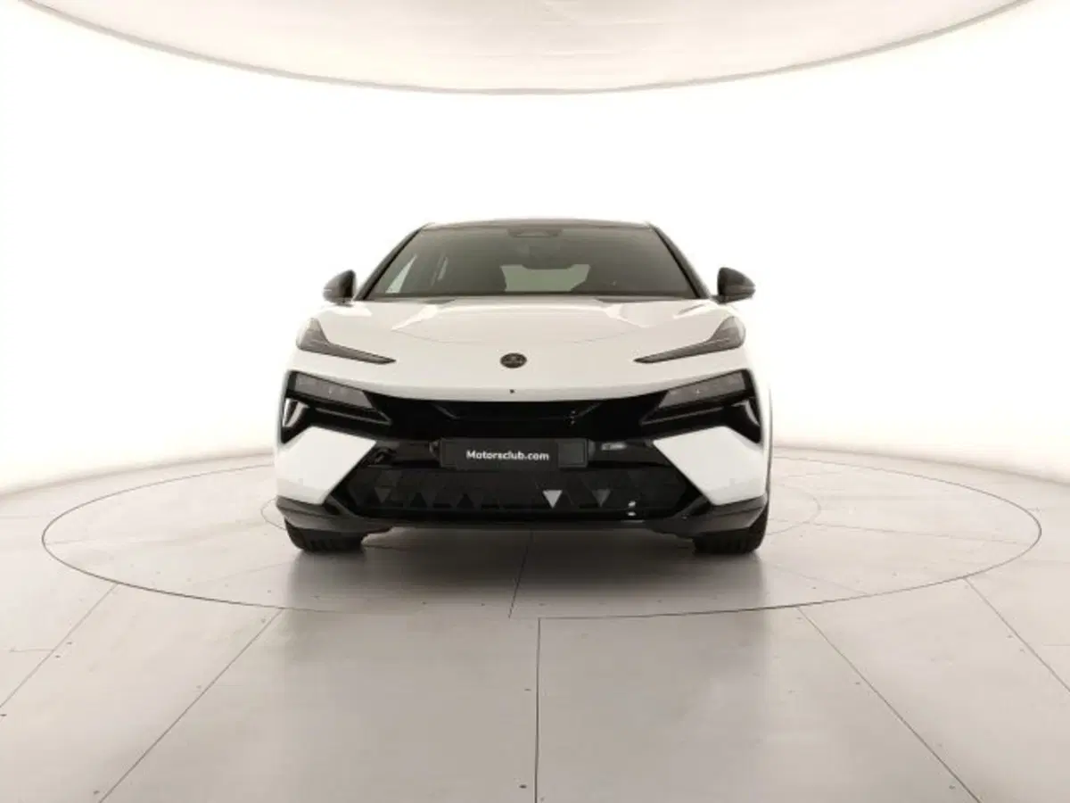 Lotus Eletre nuova a Modena (7)