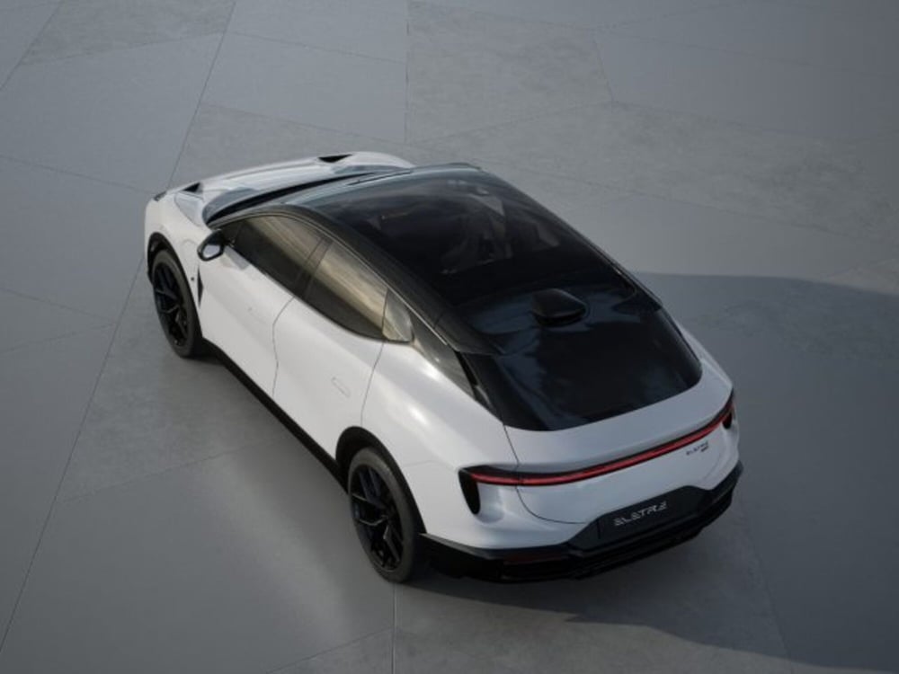 Lotus Eletre nuova a Modena (7)