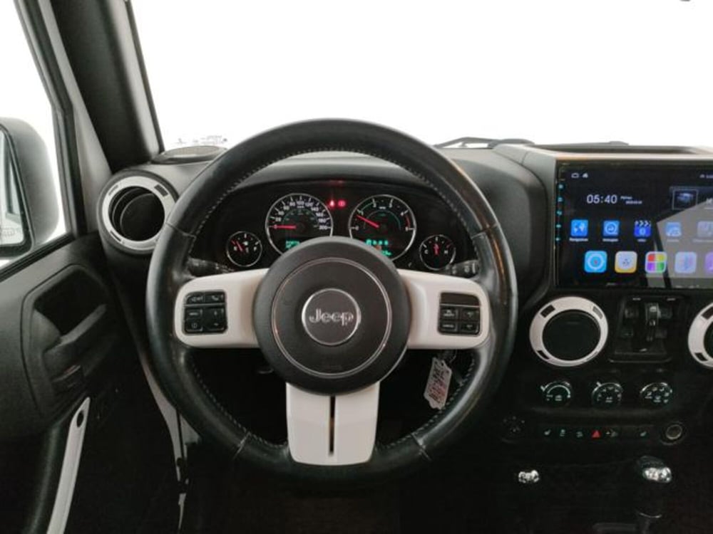 Jeep Wrangler Unlimited usata a Modena (15)