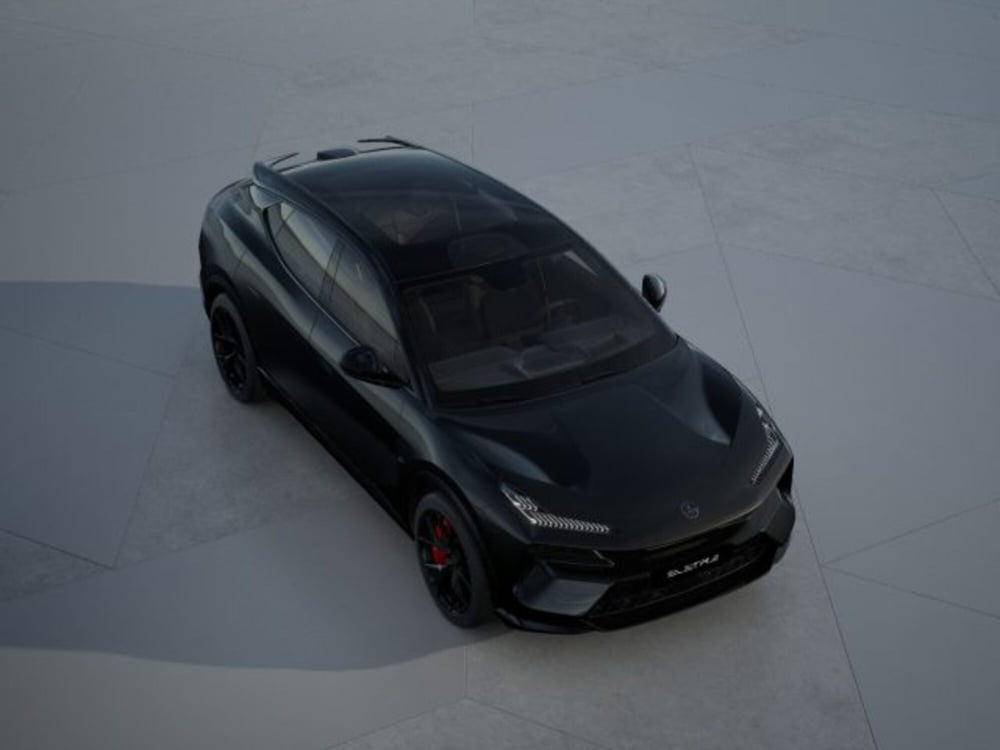Lotus Eletre nuova a Modena (10)
