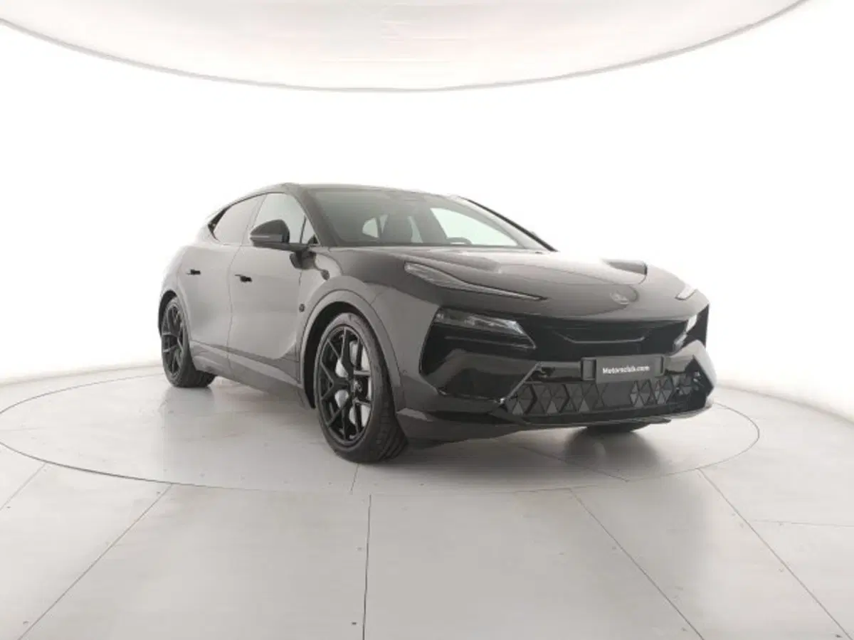 Lotus Eletre nuova a Modena (6)